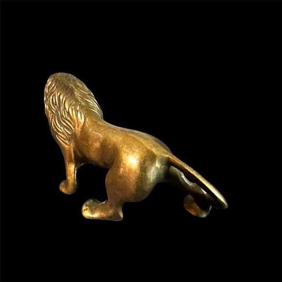 ηξψ Solid Brass Heavy Vintage Roaring Lion King of the Jungle Statue Figurine - Picture 5 of 12